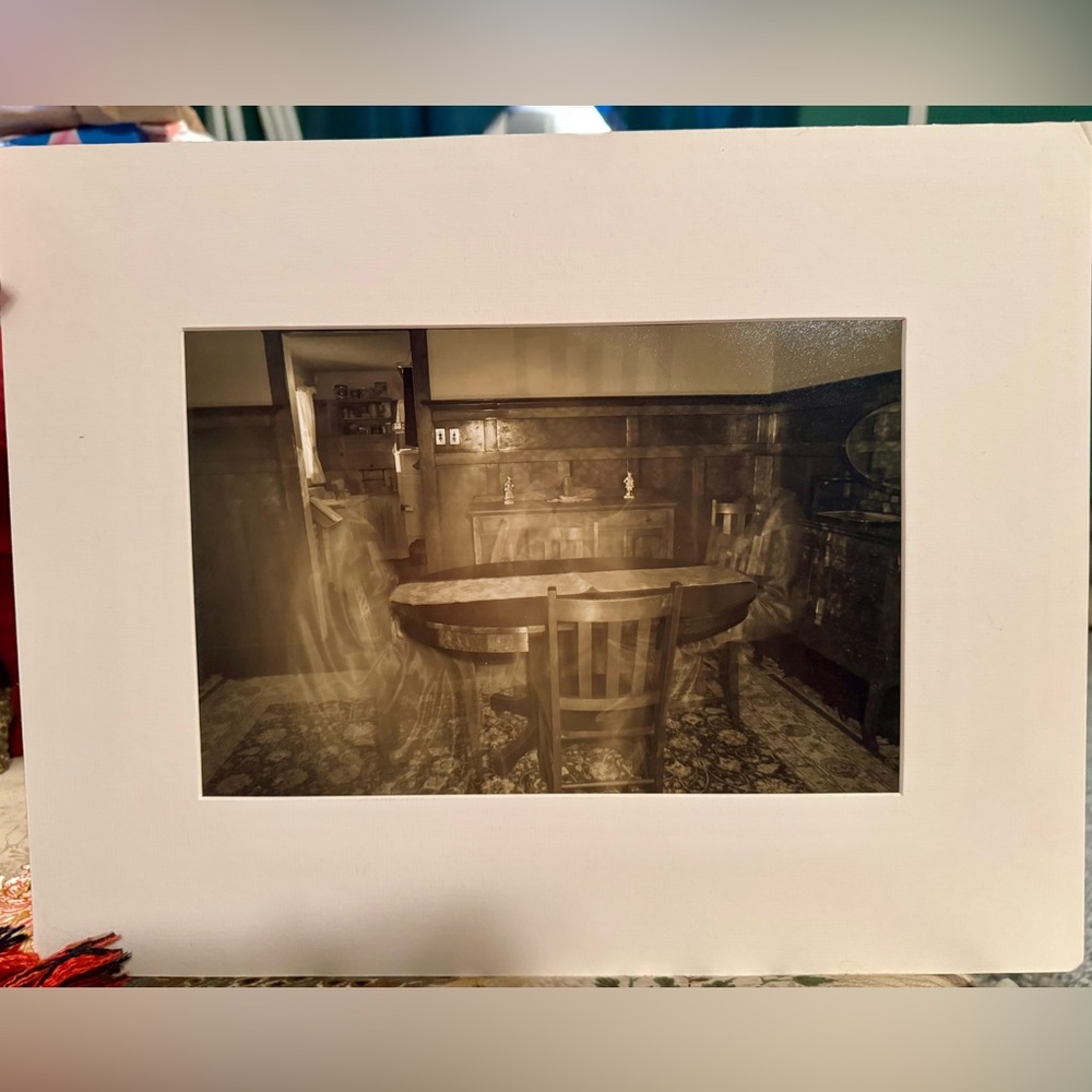 Ghostly Image in a 1920’s Haunted Museum - Picture 3 of 8